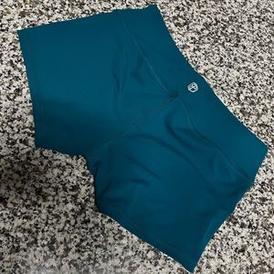 Born Primitive Ascudds Booty Short Emerald Size Small